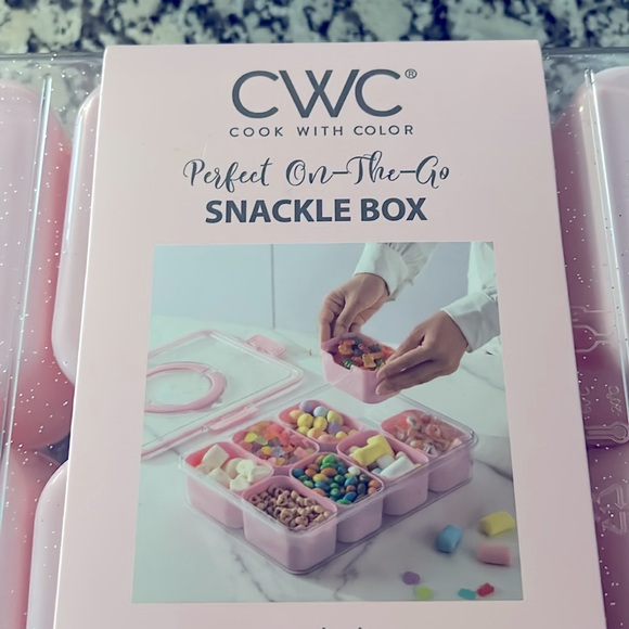 CWC Sparkly Pink Snackle Box - Picture 6 of 11